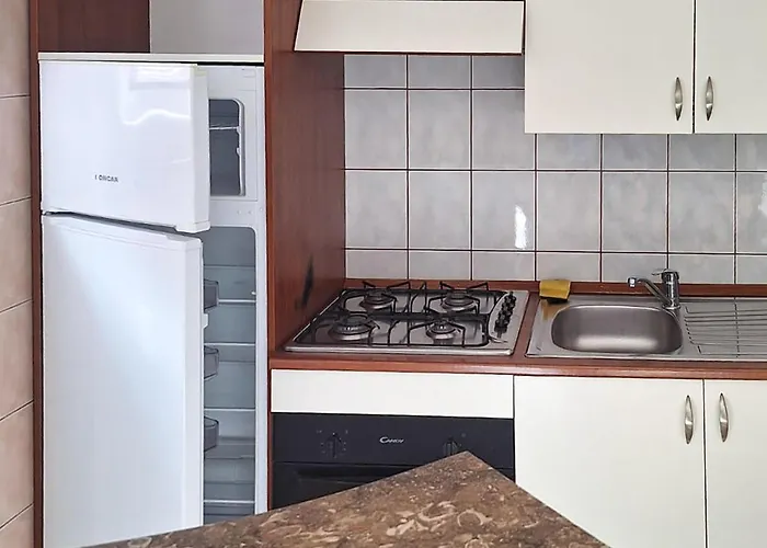 1 Bedroom Cozy In Apartamento