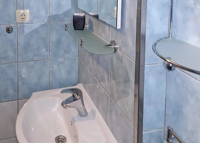 Apartment 1 Bedroom Cozy In Betina (Sibenik-Knin)